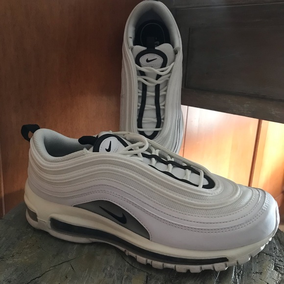 Nike Shoes - Nike Air Max 97
